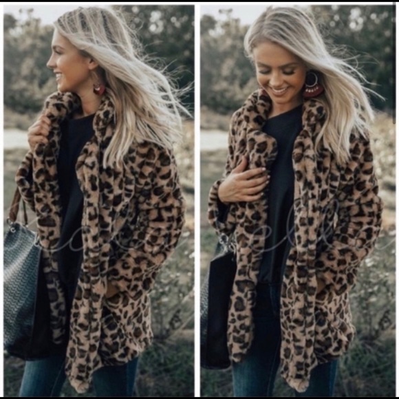 Host Pick πNWT Leopard faux fur coat Buttery soft - Picture 3 of 8